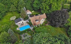 Howarth House Bed And Breakfast