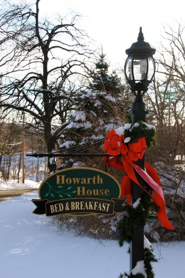 Howarth House Bed And Breakfast Fitchburg Exterior photo